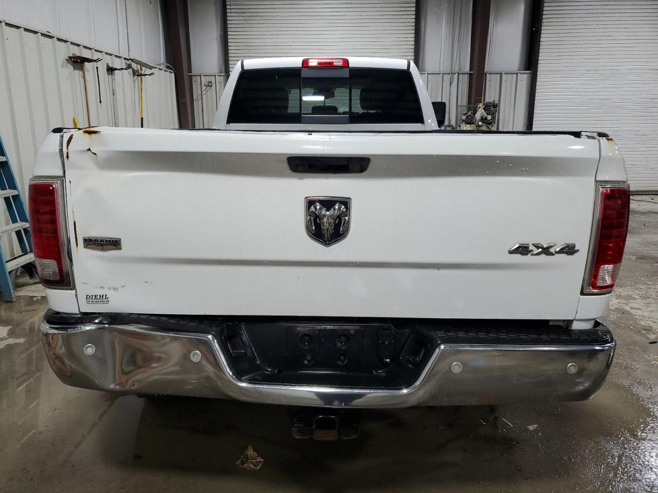 2016 RAM 2500 - Image 6