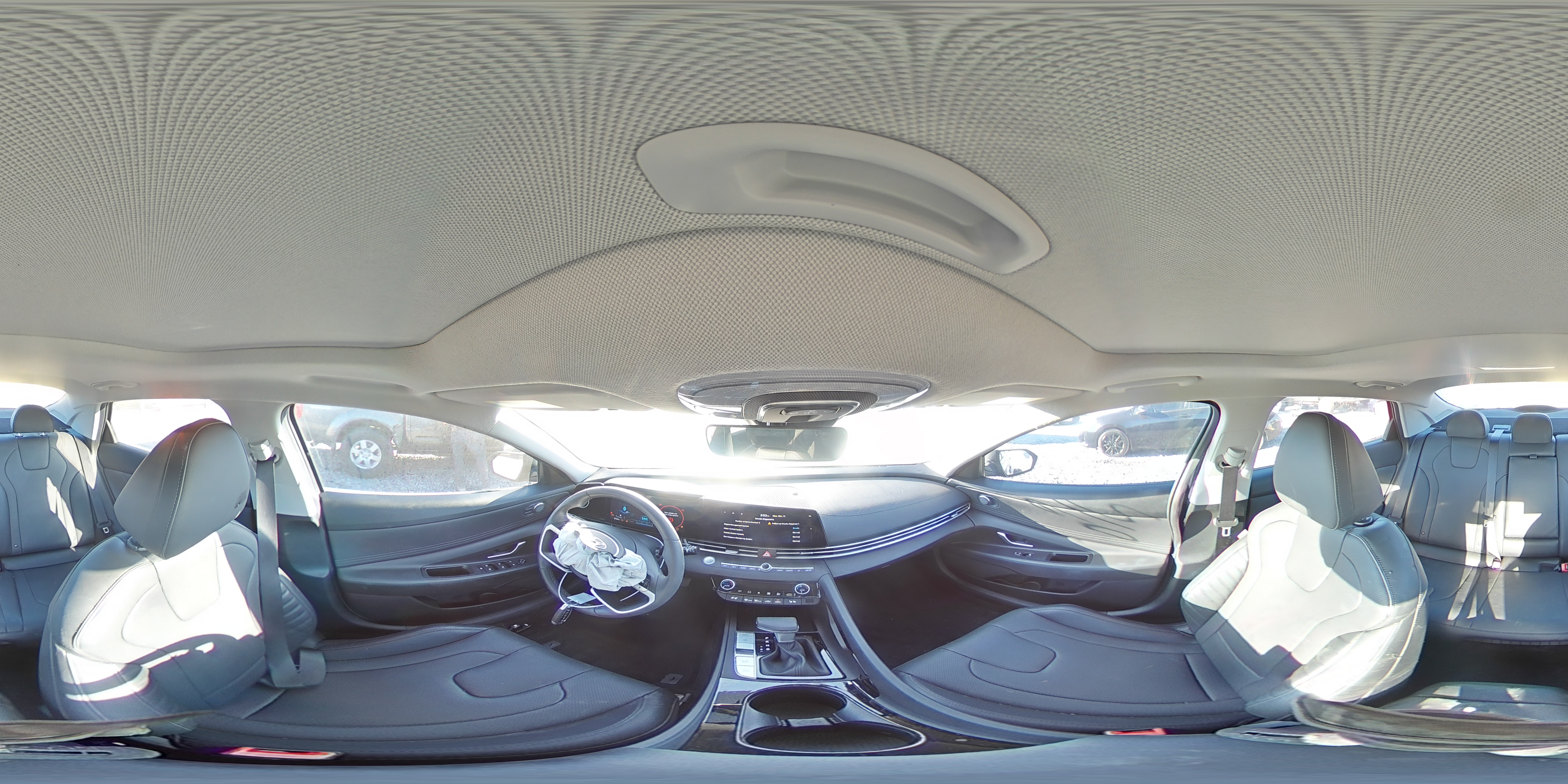 2023 Hyundai Elantra - Image 15