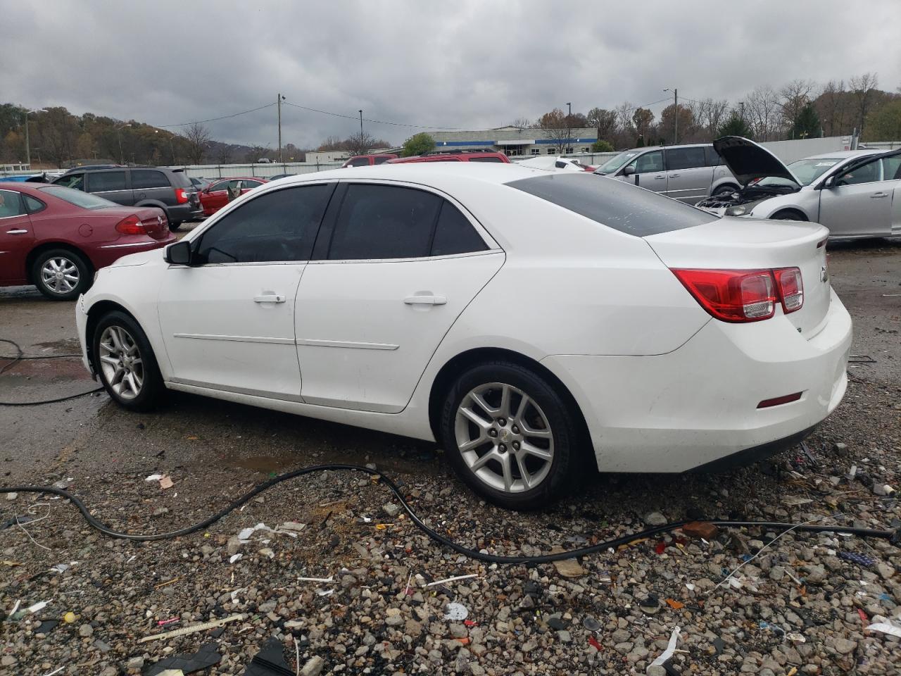 VIN 1G11C5SL7FF304067 2015 CHEVROLET MALIBU no.2