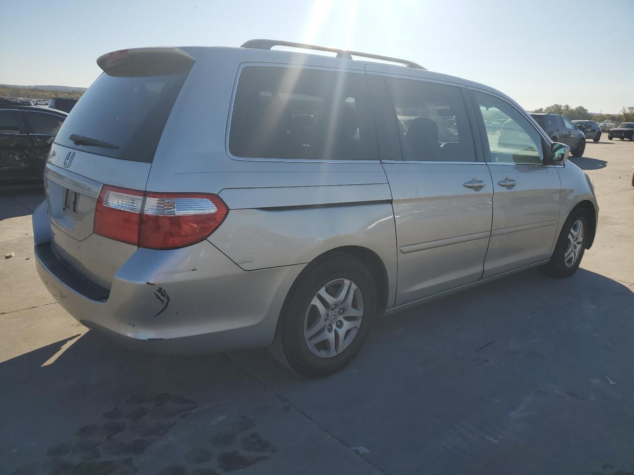 2007 Honda Odyssey - Image 3