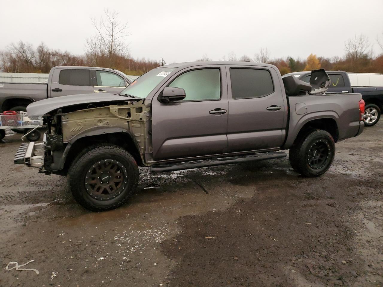 VIN 5TFAX5GN0JX126401 2018 TOYOTA TACOMA no.1