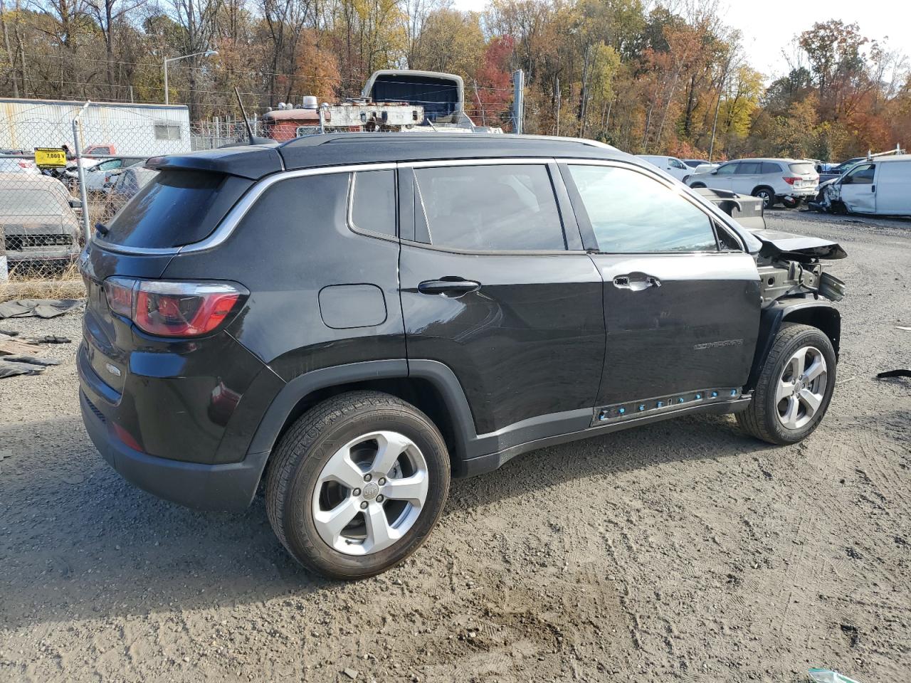 2020 Jeep Compass - Image 3