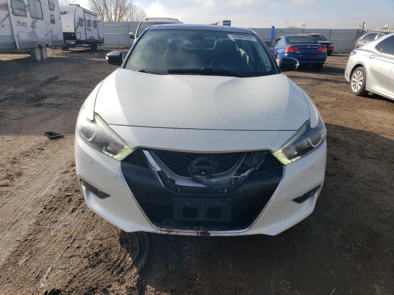2017 Nissan Maxima - Image 5