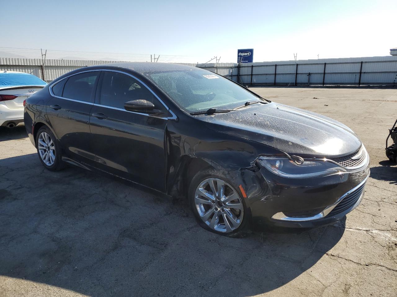 VIN 1C3CCCAB9FN587126 2015 CHRYSLER 200 no.4