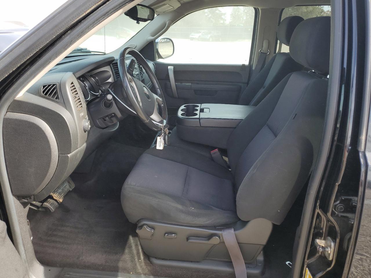 2011 GMC Sierra - Image 7