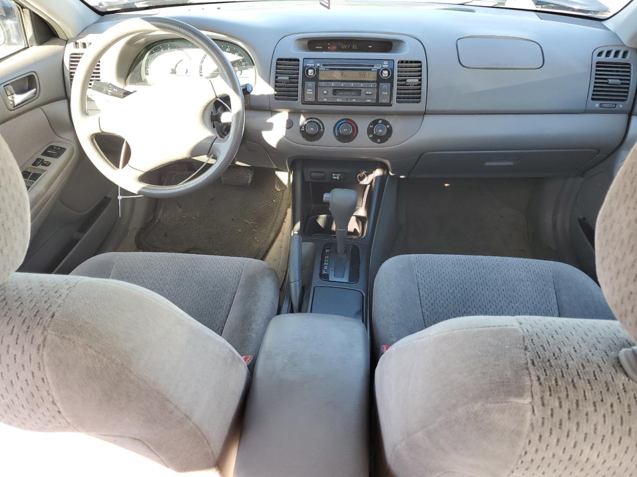2002 Toyota Camry - Image 8