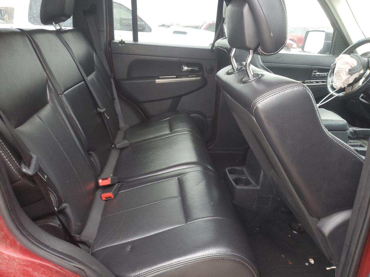2012 Jeep Liberty (North America) - Image 11