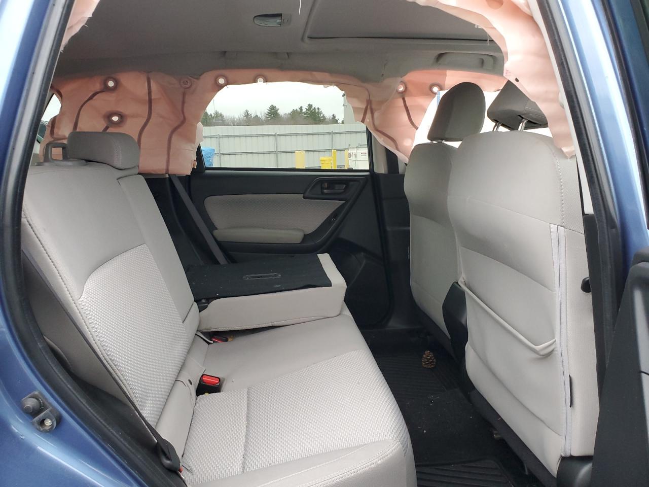 2017 Subaru Forester - Image 12