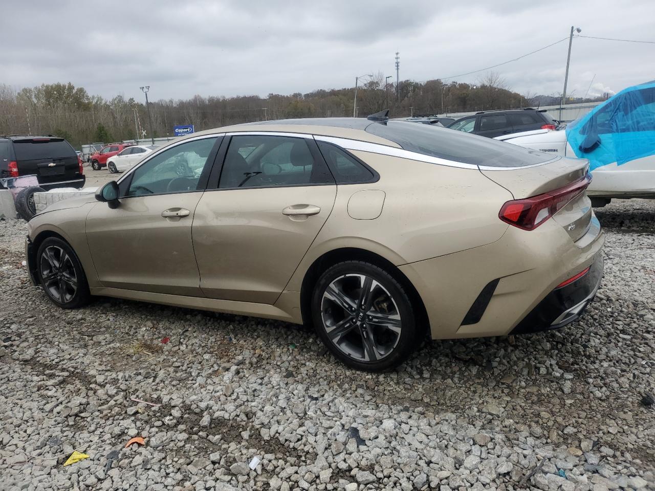 2021 Kia K5 - Image 2