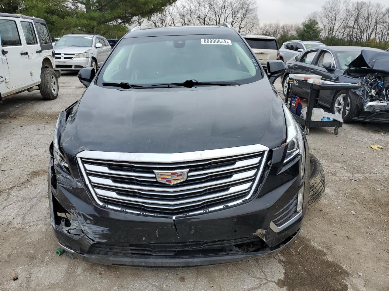 2017 Cadillac XT5 - Image 5