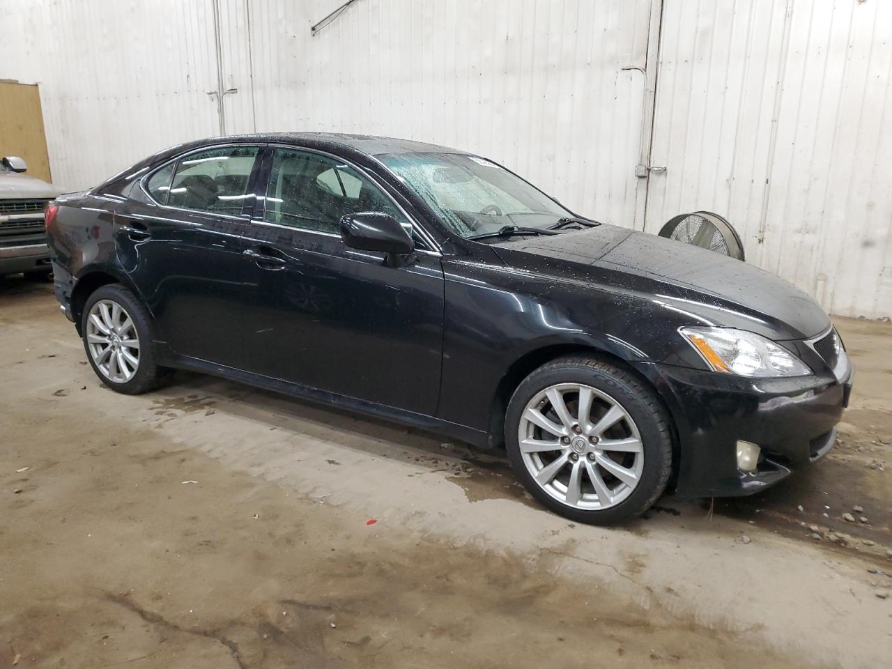 2006 Lexus IS - Image 4
