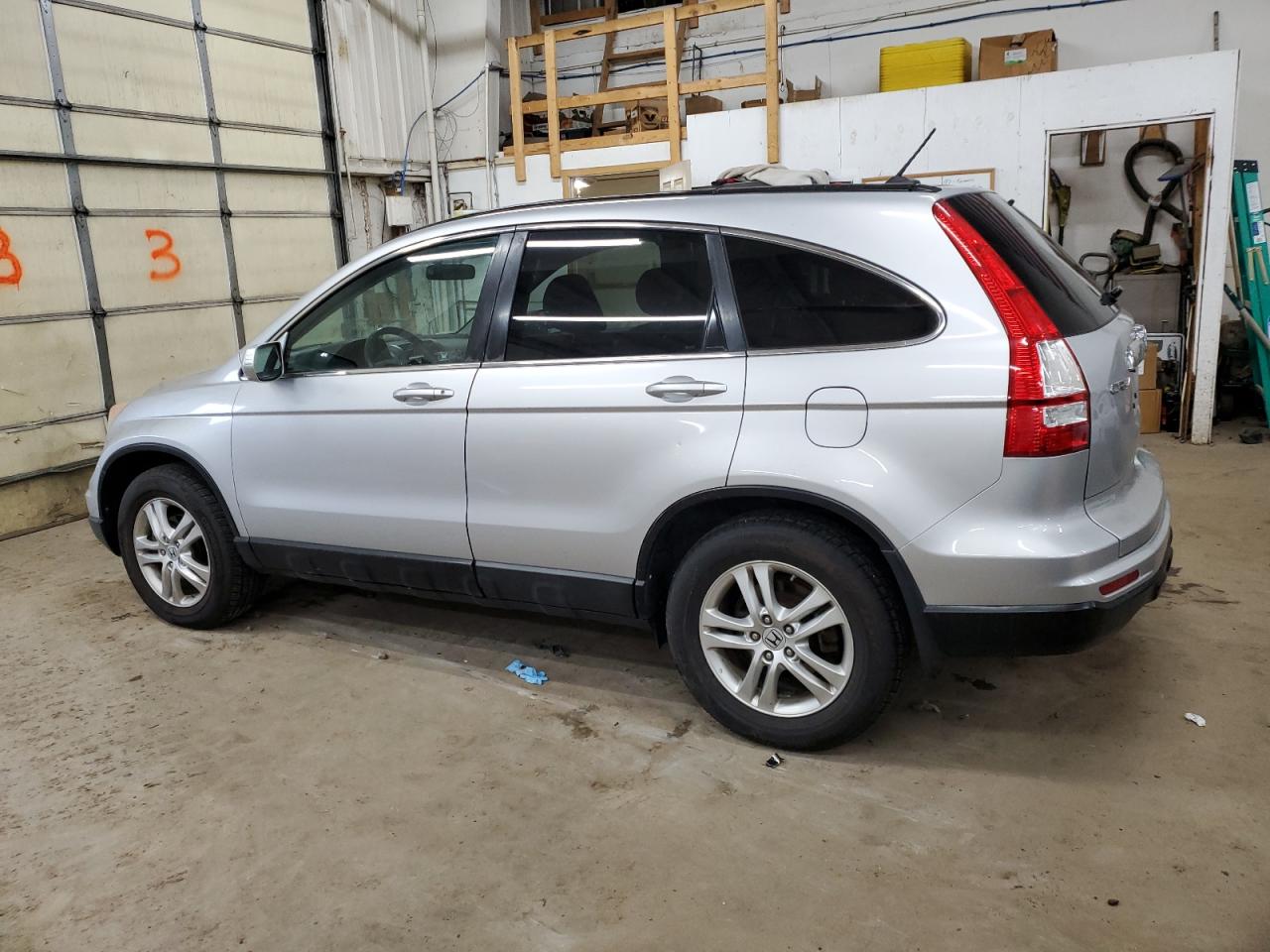 2010 Honda CR-V - Image 2