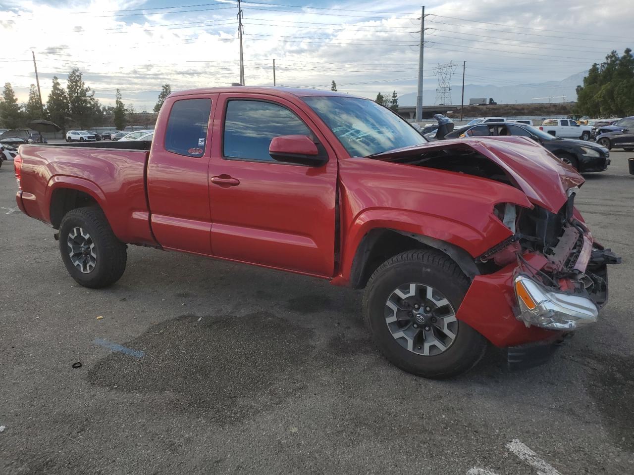 VIN 5TFRX5GN9HX091211 2017 TOYOTA TACOMA no.4