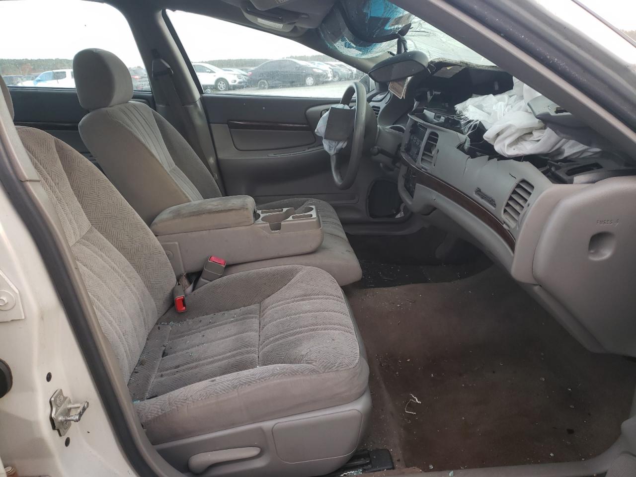 2004 Chevrolet Impala - Image 7