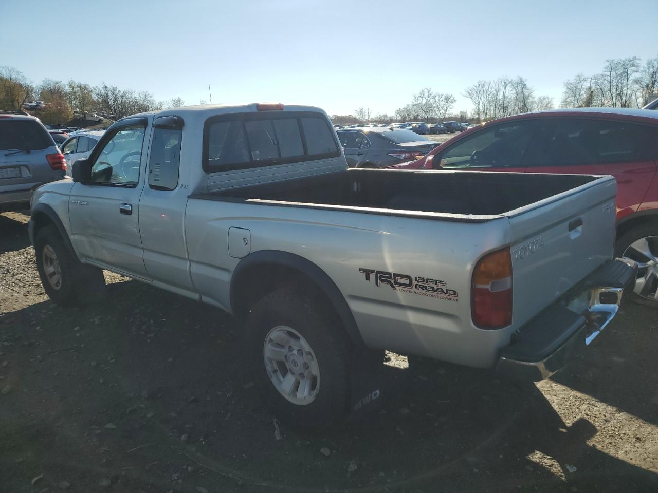 2000 Toyota Tacoma Xtracab VIN: 4TAWN72NXYZ657968 Lot: 81540634