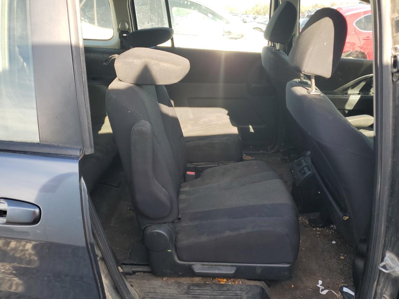 2012 Mazda 5 - Image 10
