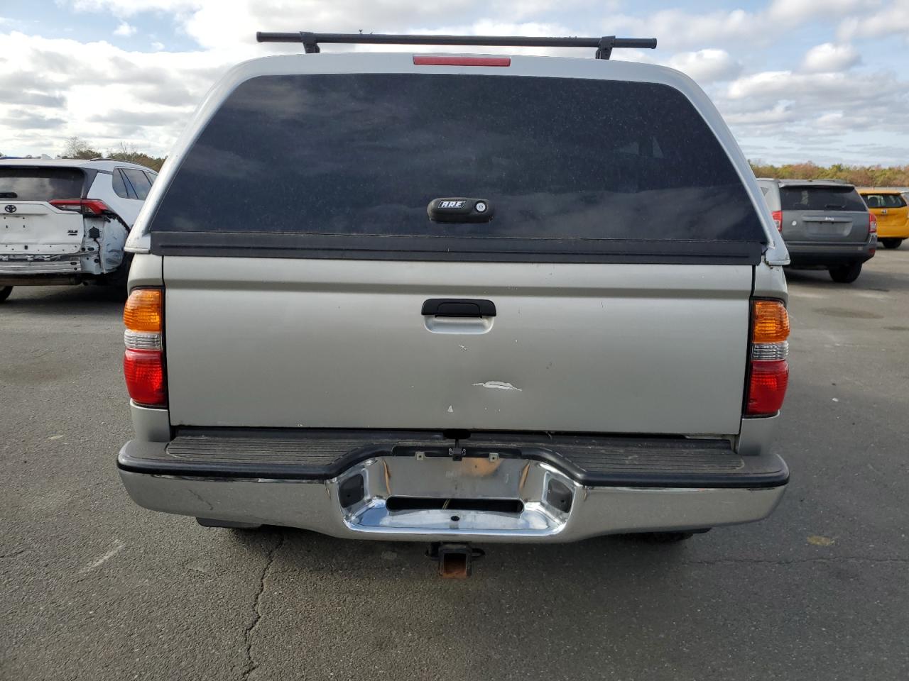 2004 Toyota Tacoma - Image 6