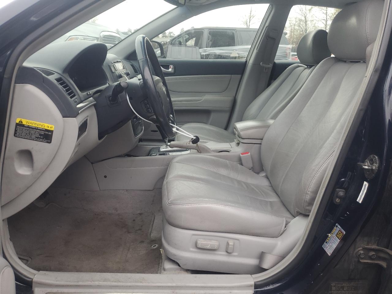 2008 Hyundai Sonata - Image 7