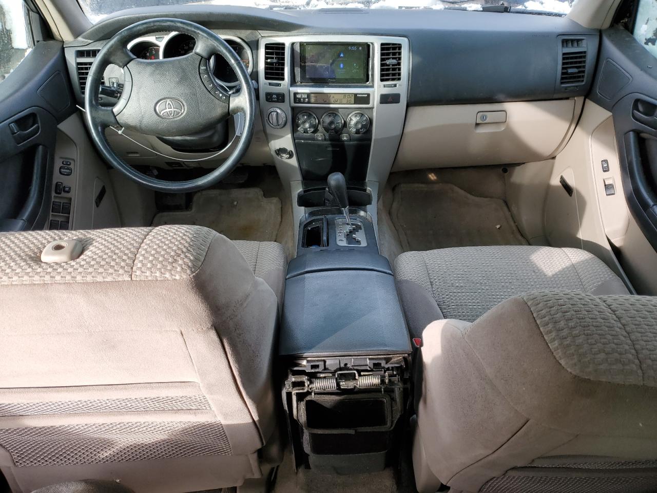 2004 Toyota 4Runner - Image 8