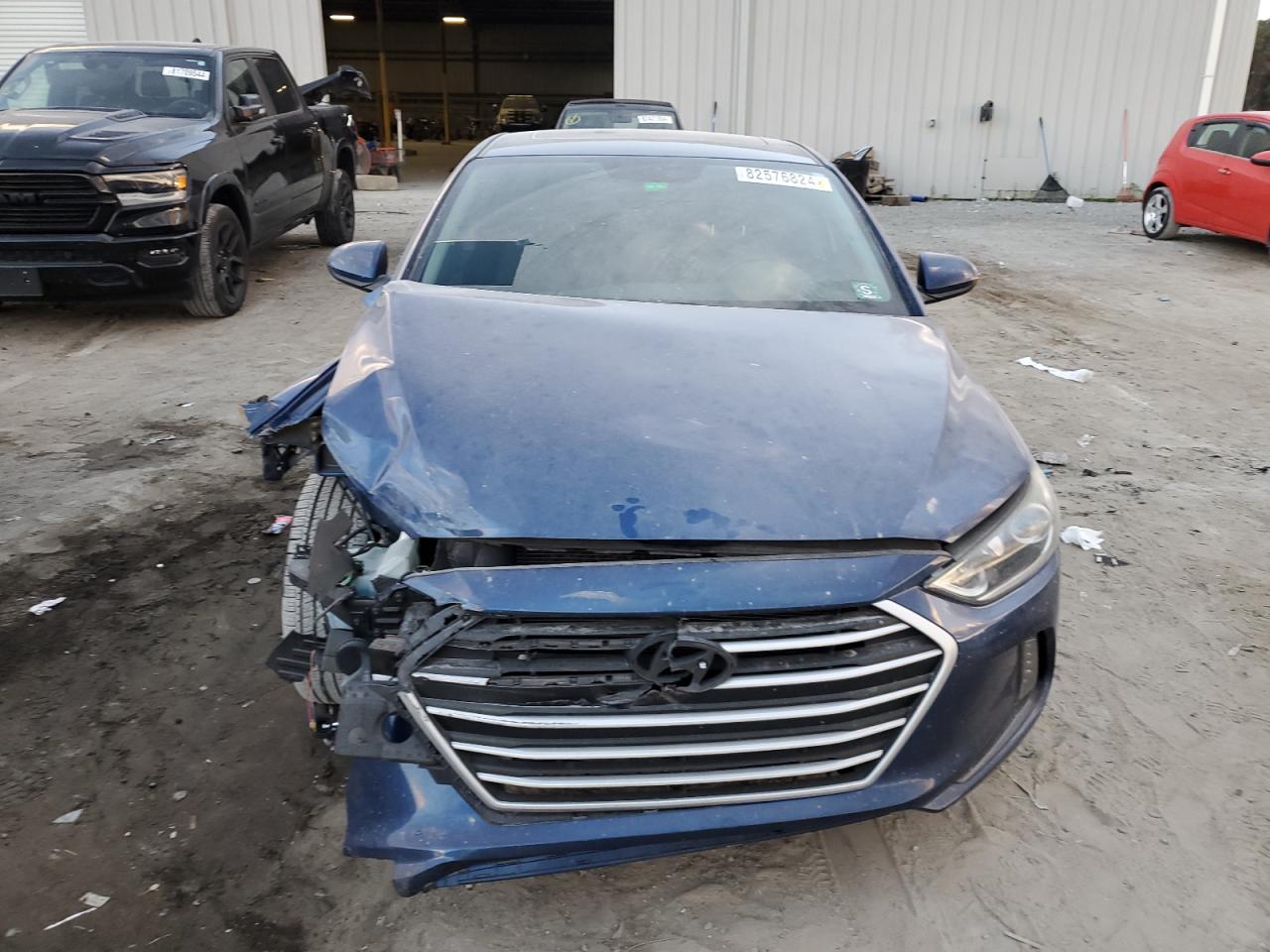 2018 Hyundai Elantra - Image 5