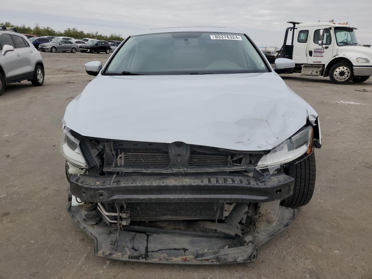 2017 Volkswagen Jetta - Image 5