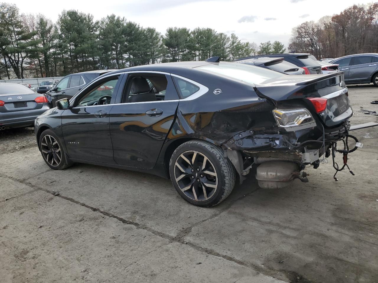 2016 Chevrolet Impala - Image 2
