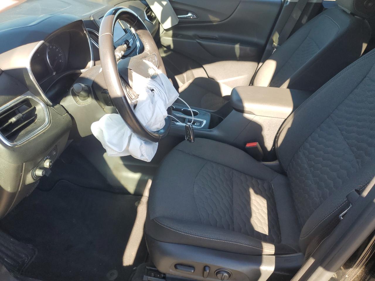 2020 Chevrolet Equinox - Image 7