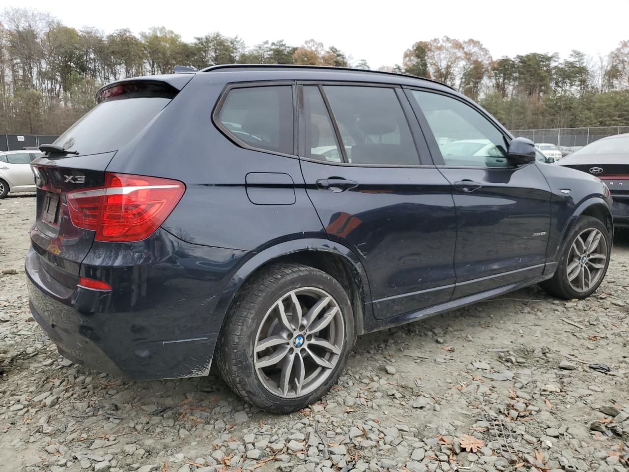 VIN 5UXWX9C50H0T04375 2017 BMW X3 no.3