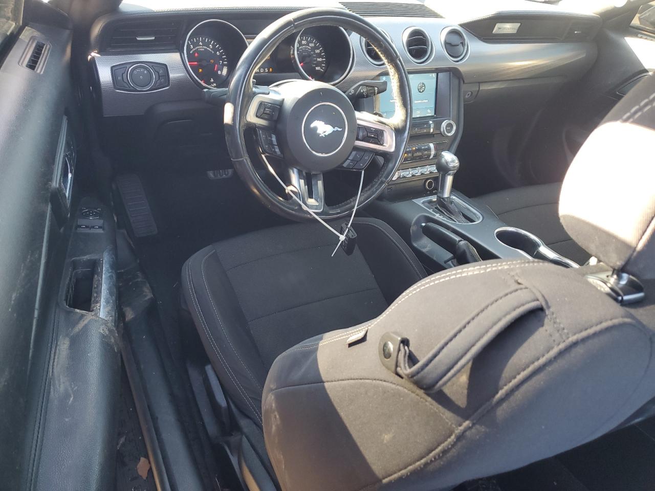 2018 Ford Mustang - Image 8
