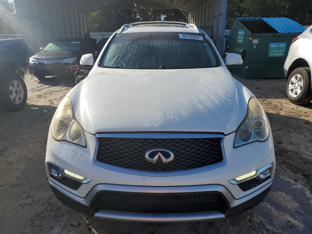 2017 Infiniti QX50 - Image 5