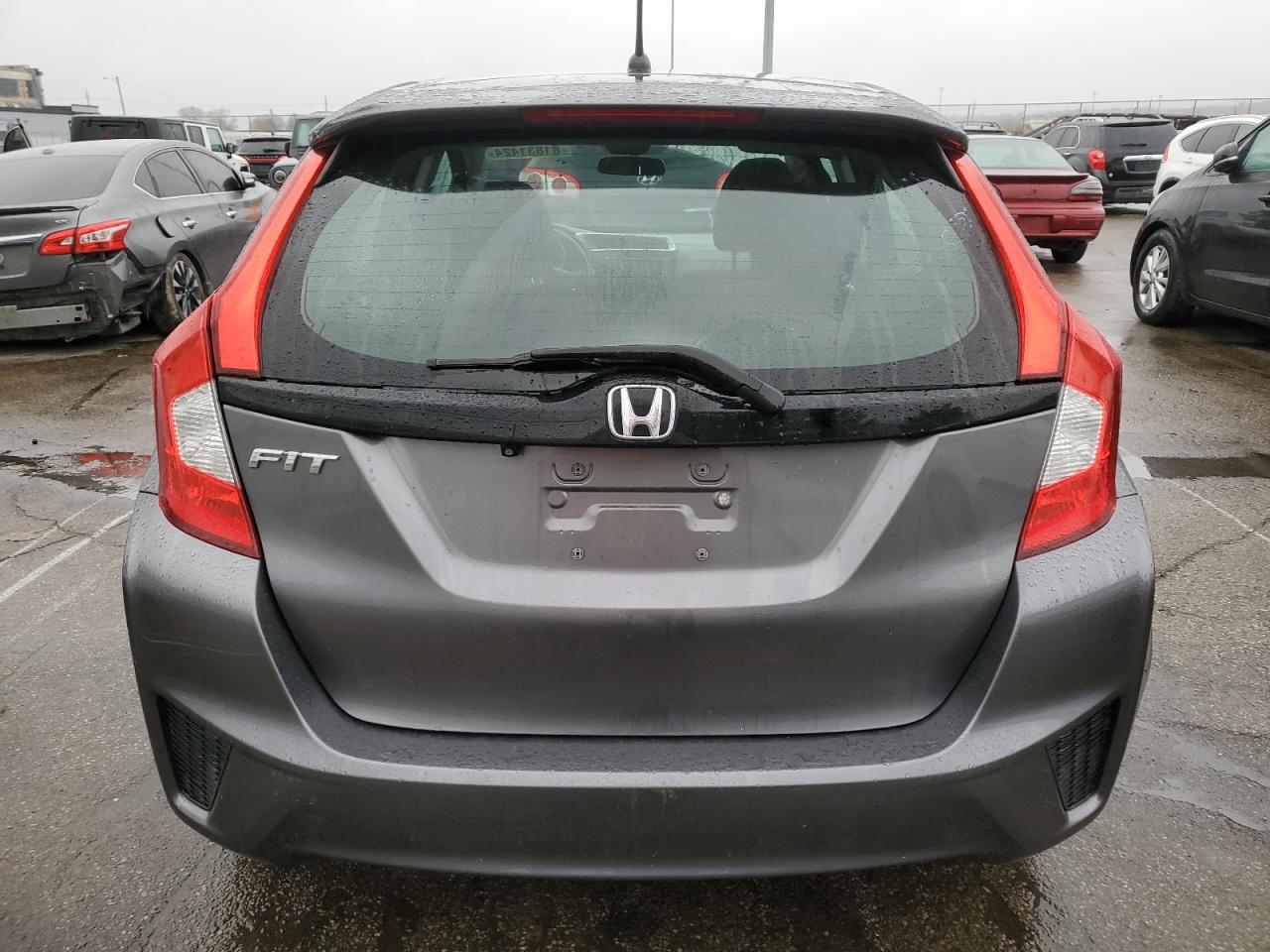 2015 Honda Fit Lx VIN: 3HGGK5H51FM760452 Lot: 81831424