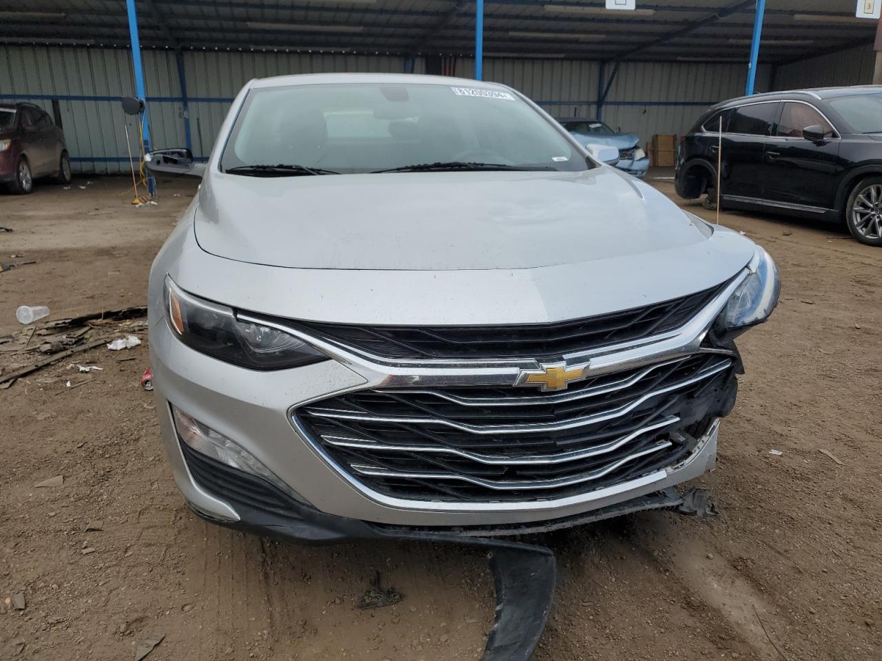 VIN 1G1ZD5ST2KF139247 2019 CHEVROLET MALIBU no.5