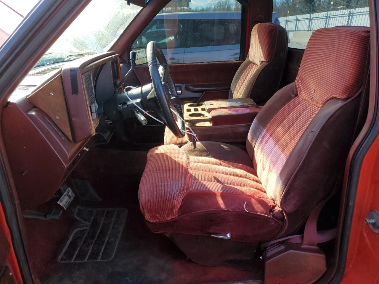 1992 Chevrolet GMT-400 - Image 7