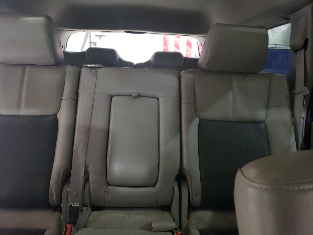 2008 Jeep Commander - Image 10