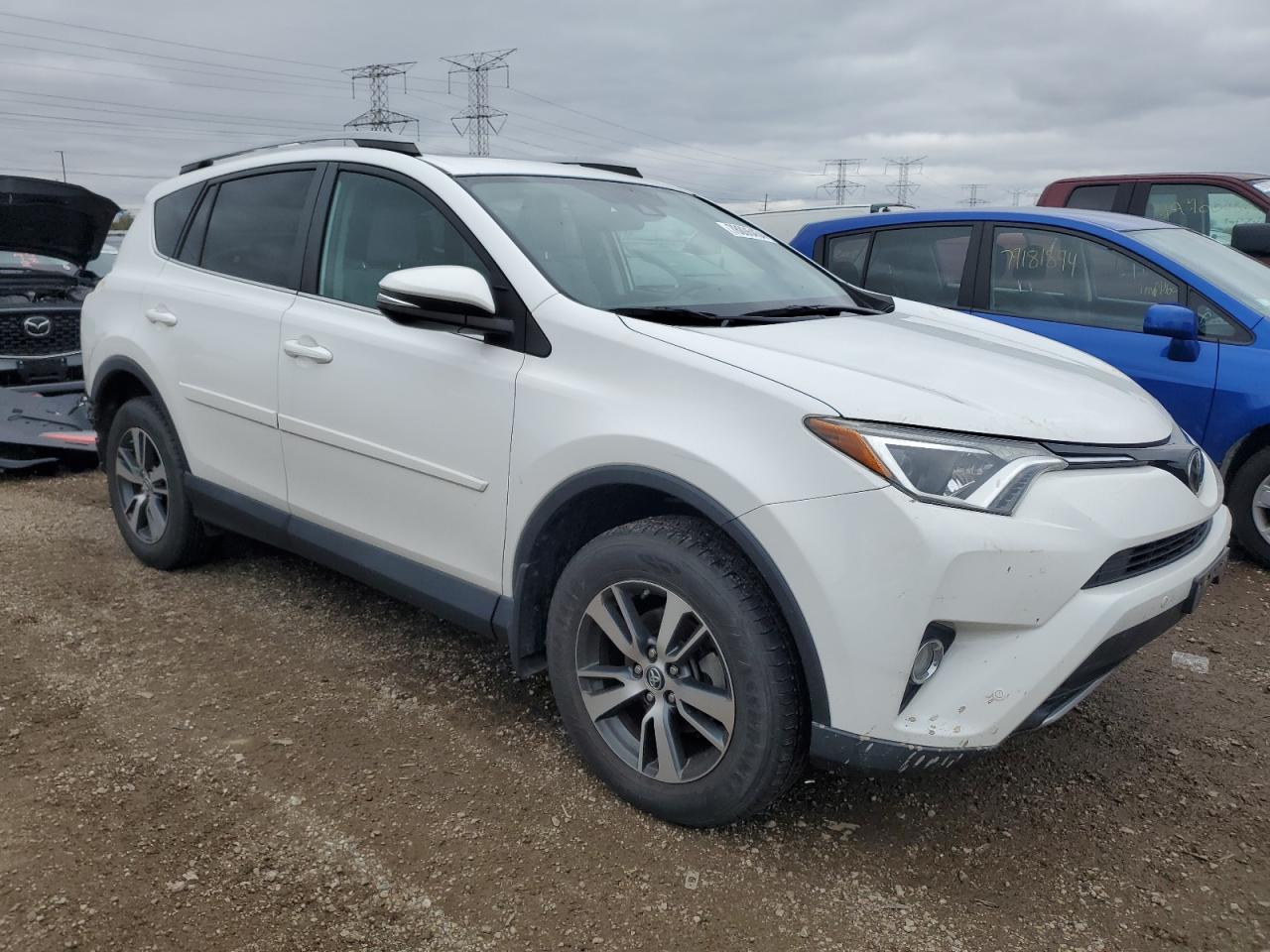 2017 Toyota RAV 4 - Image 4