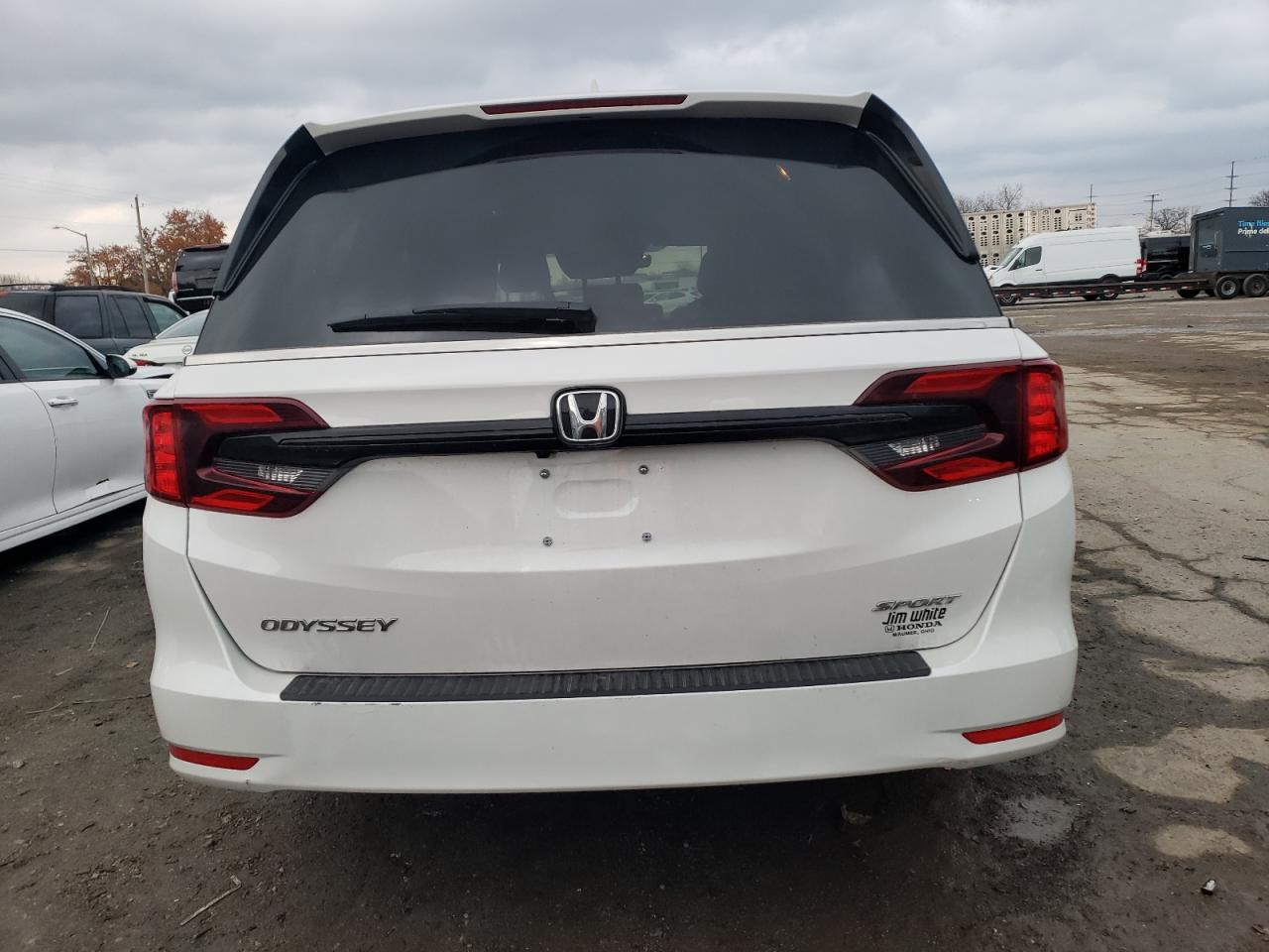 2024 Honda Odyssey - Image 6