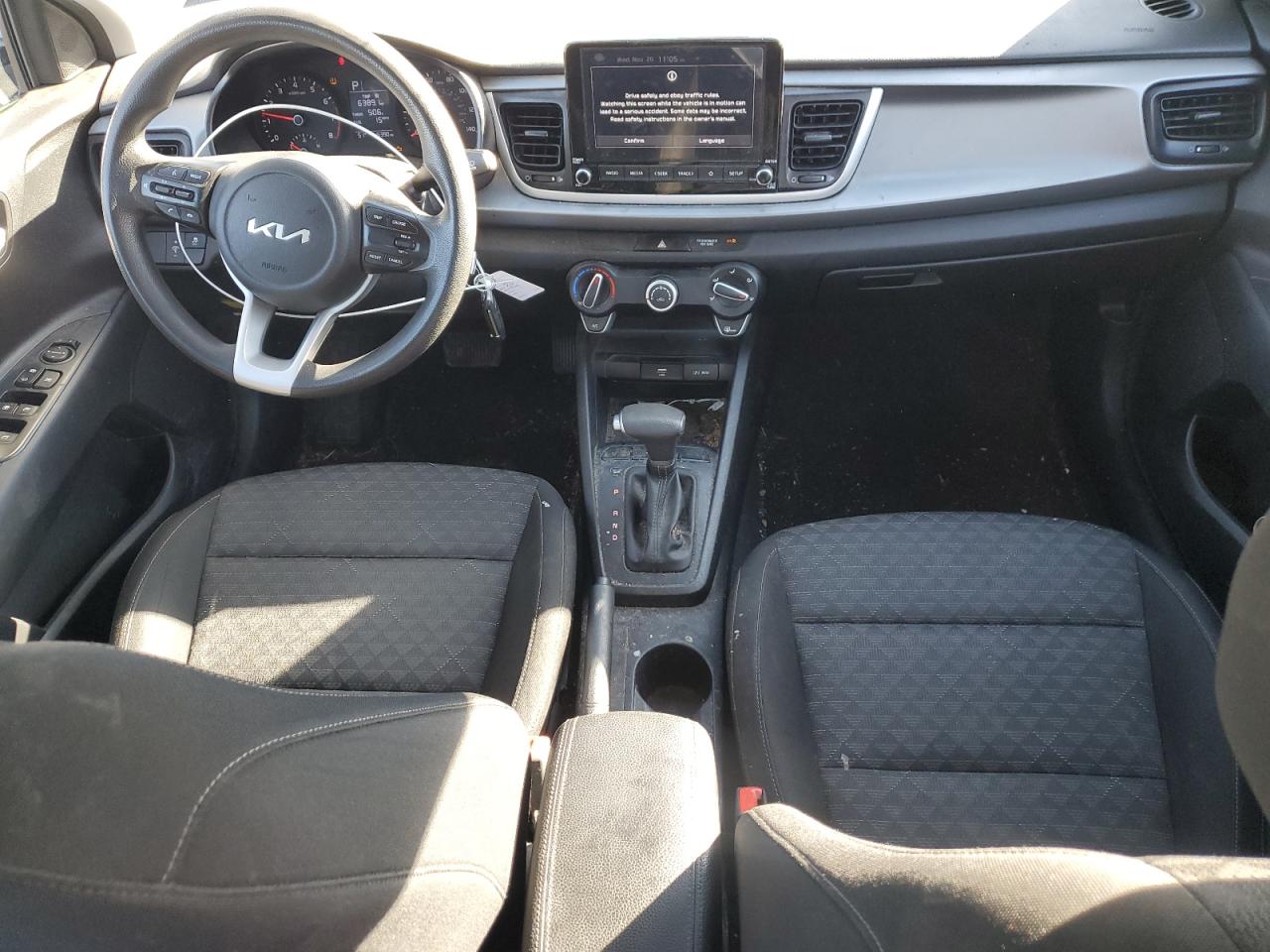2022 Kia Rio - Image 8