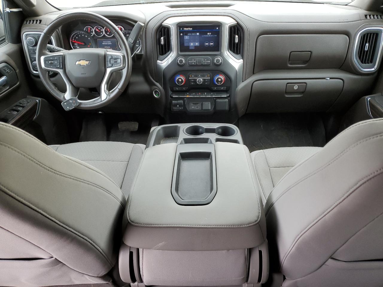 2020 Chevrolet Silverado - Image 8