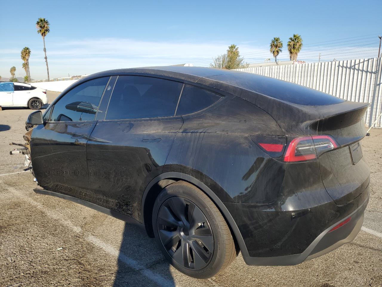 VIN 7SAYGDED8RF120213 2024 TESLA MODEL Y no.2