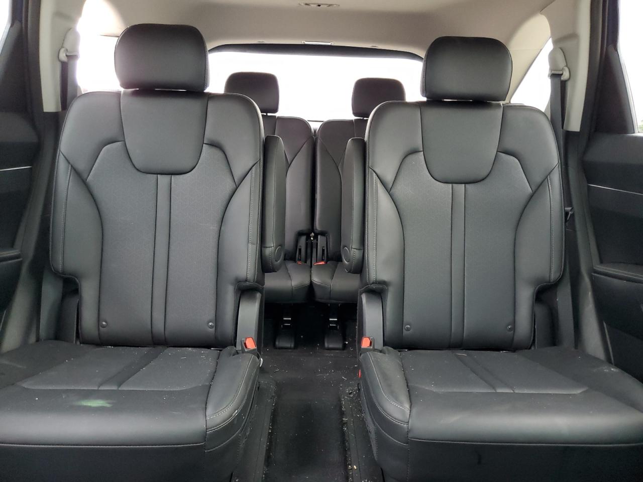2023 Kia Sorento - Image 10