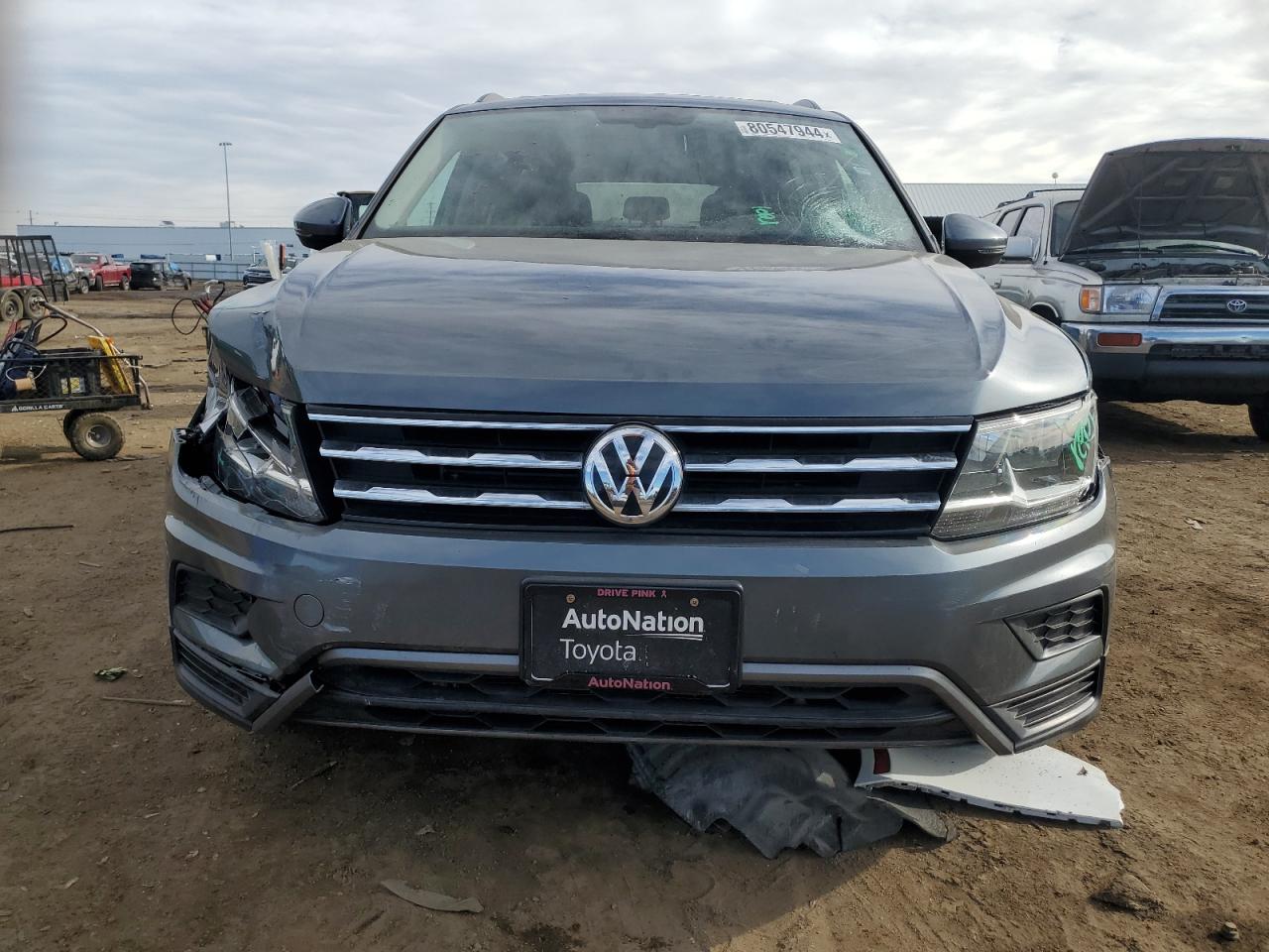 VIN 3VV3B7AX1JM204916 2018 VOLKSWAGEN TIGUAN no.5