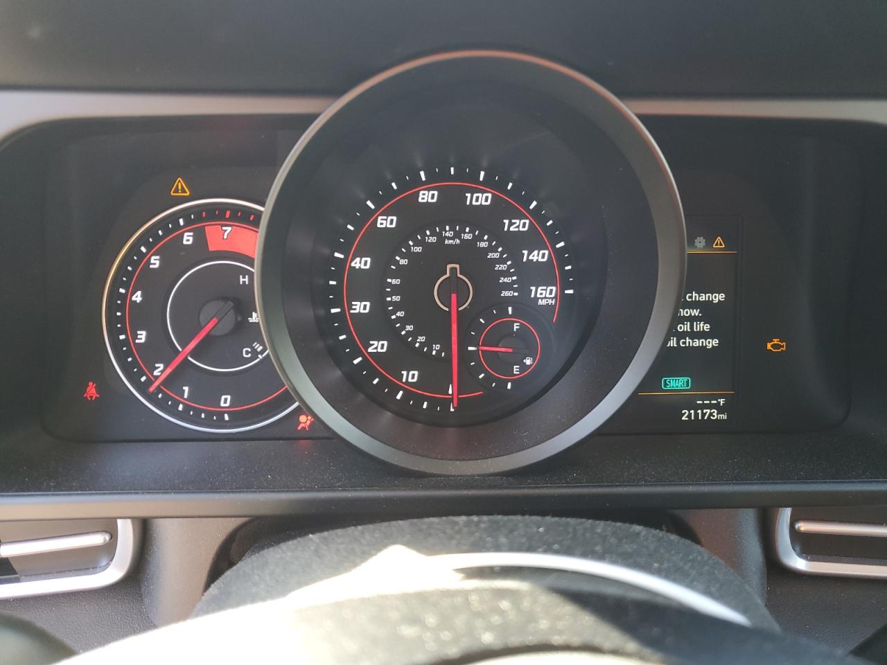 2023 Hyundai Elantra - Image 9