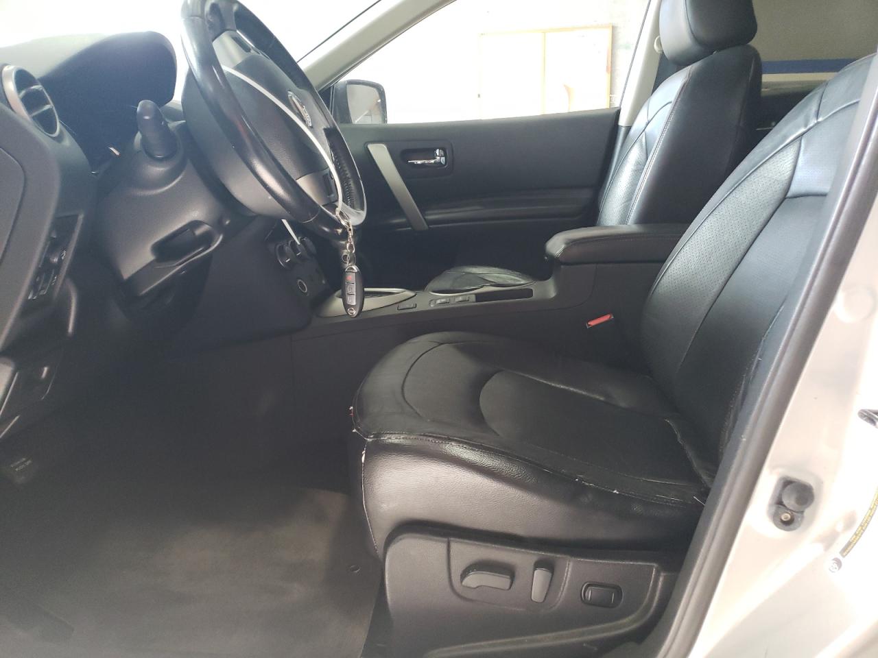 2012 Nissan Rogue - Image 7