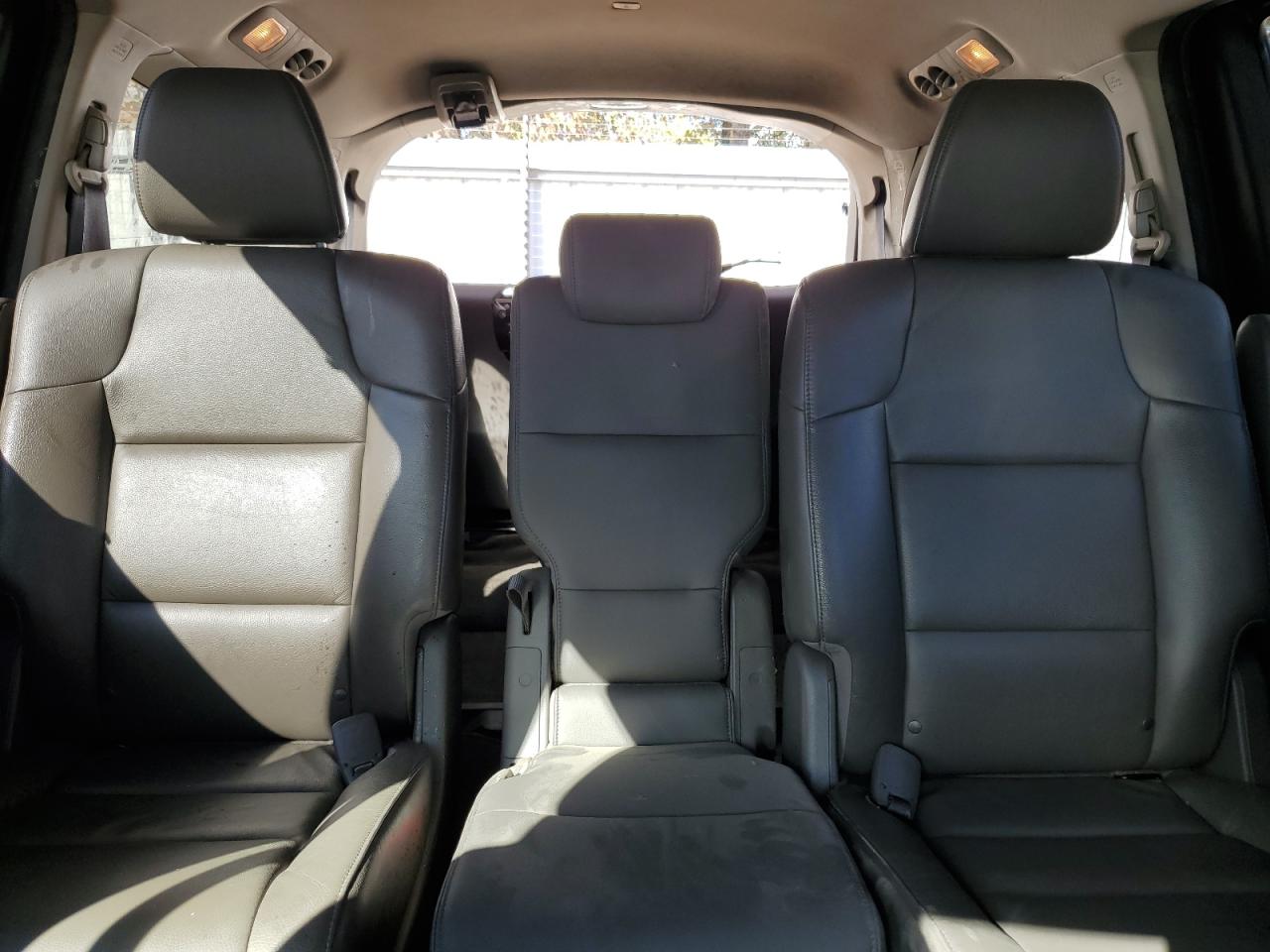 2014 Honda Odyssey - Image 10