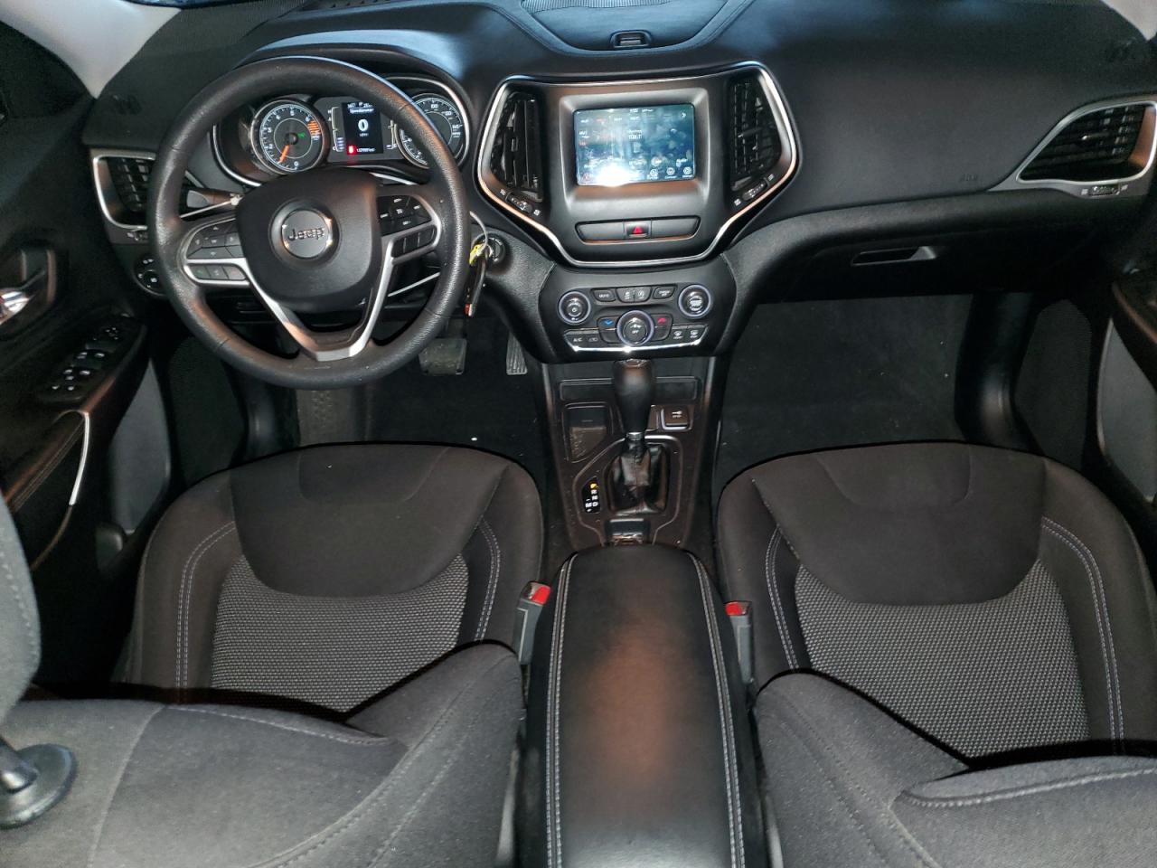 2019 Jeep Grand Cherokee - Image 8