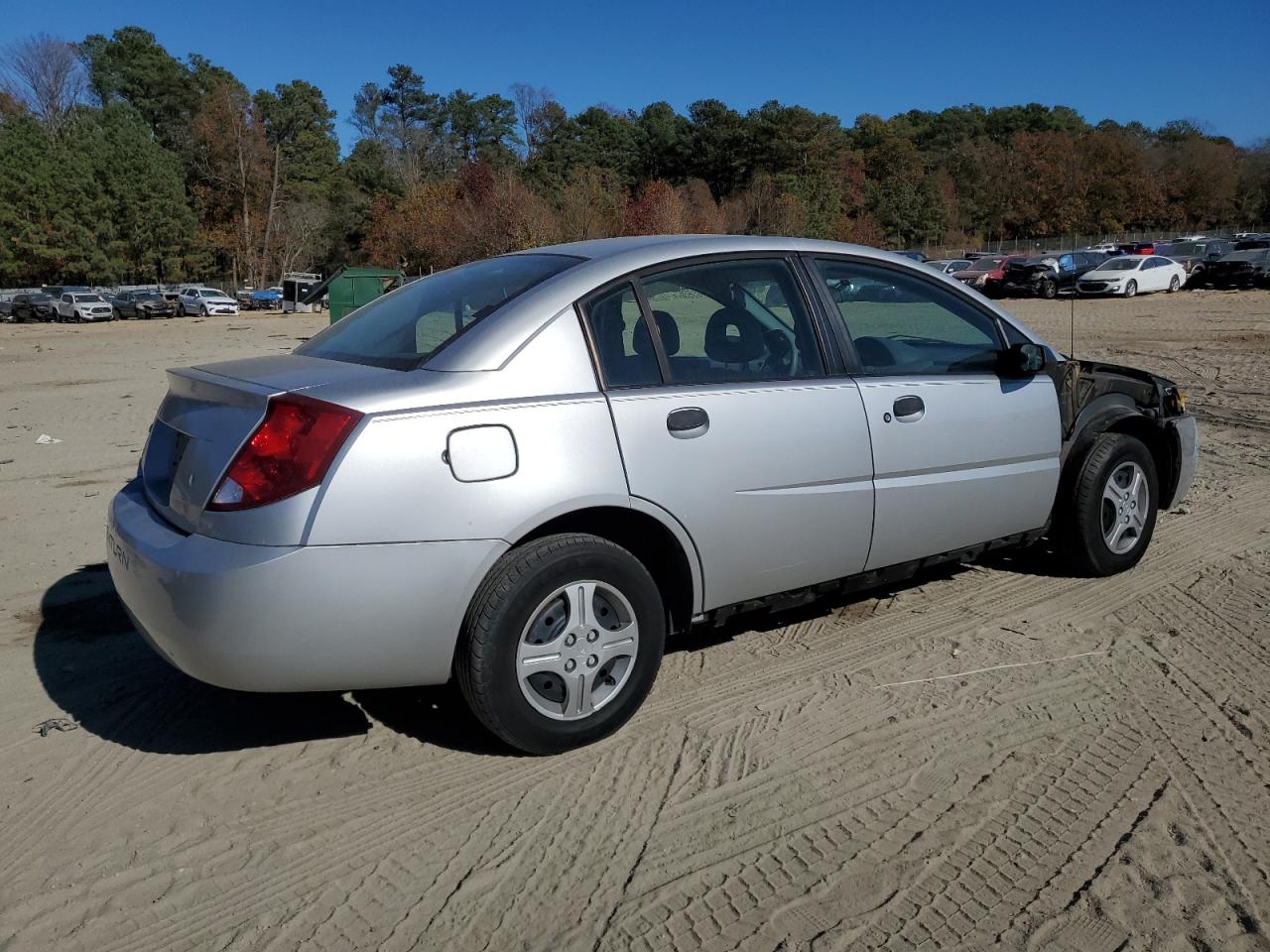 2005 Saturn ION - Image 3