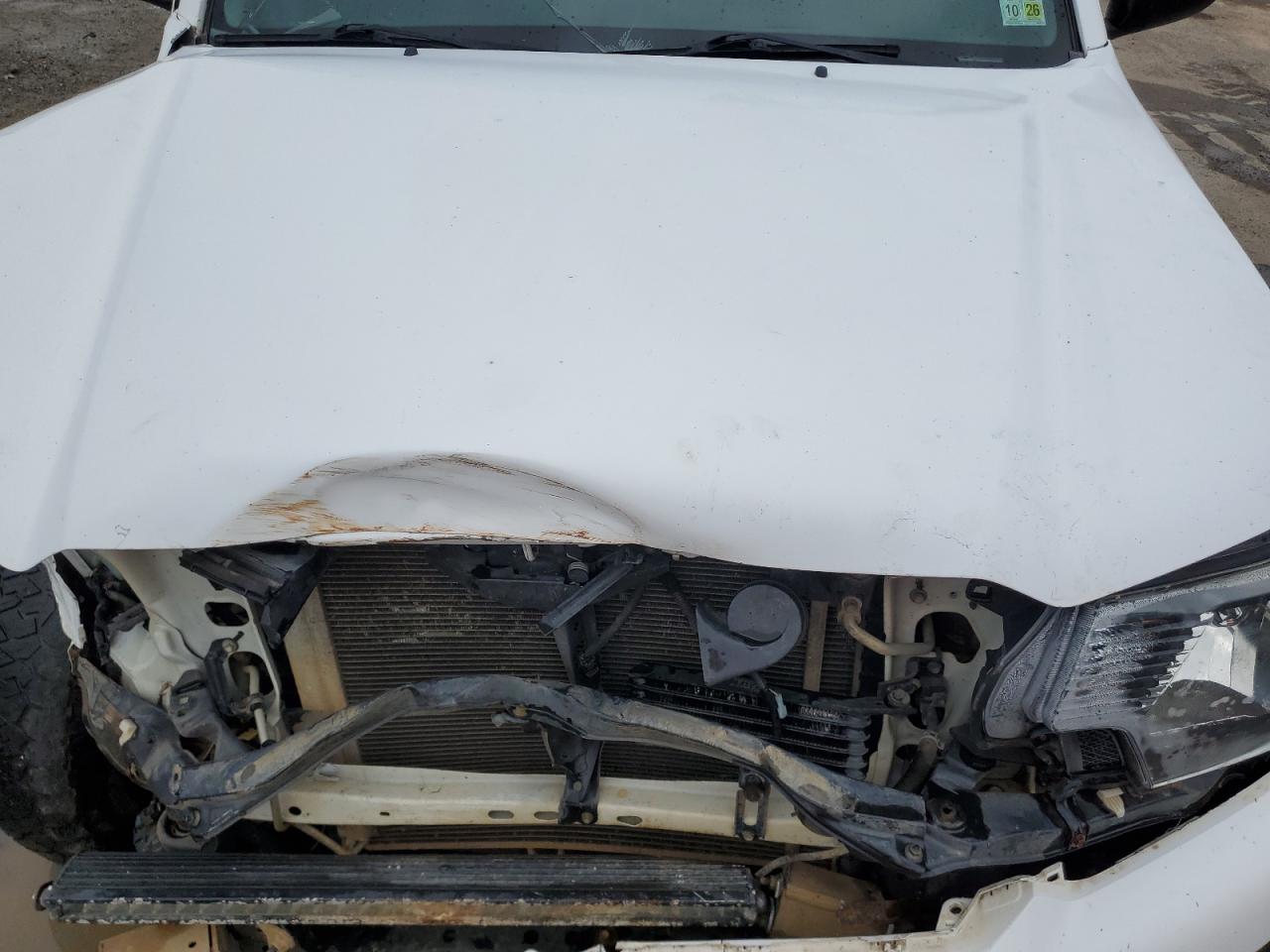 2014 Toyota Tacoma - Image 11