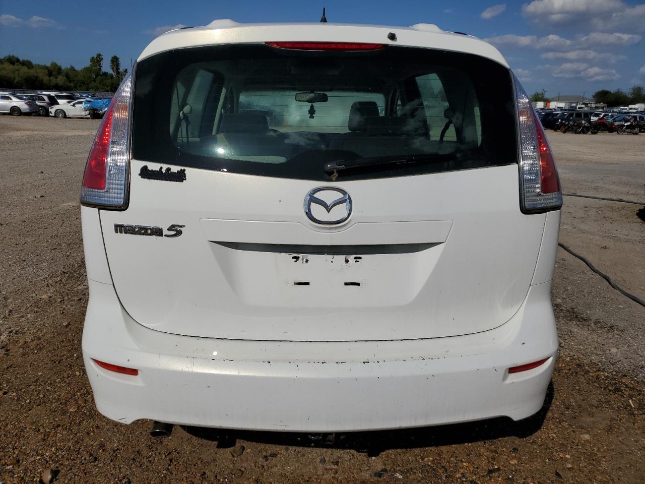 2010 Mazda 5 - Image 6