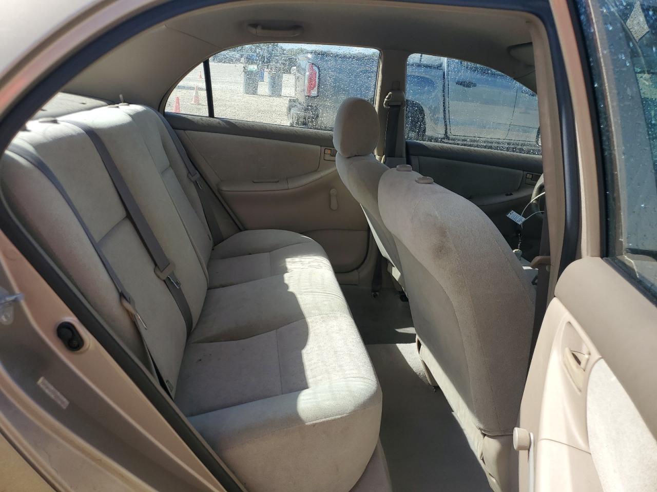 2004 Toyota Corolla - Image 10