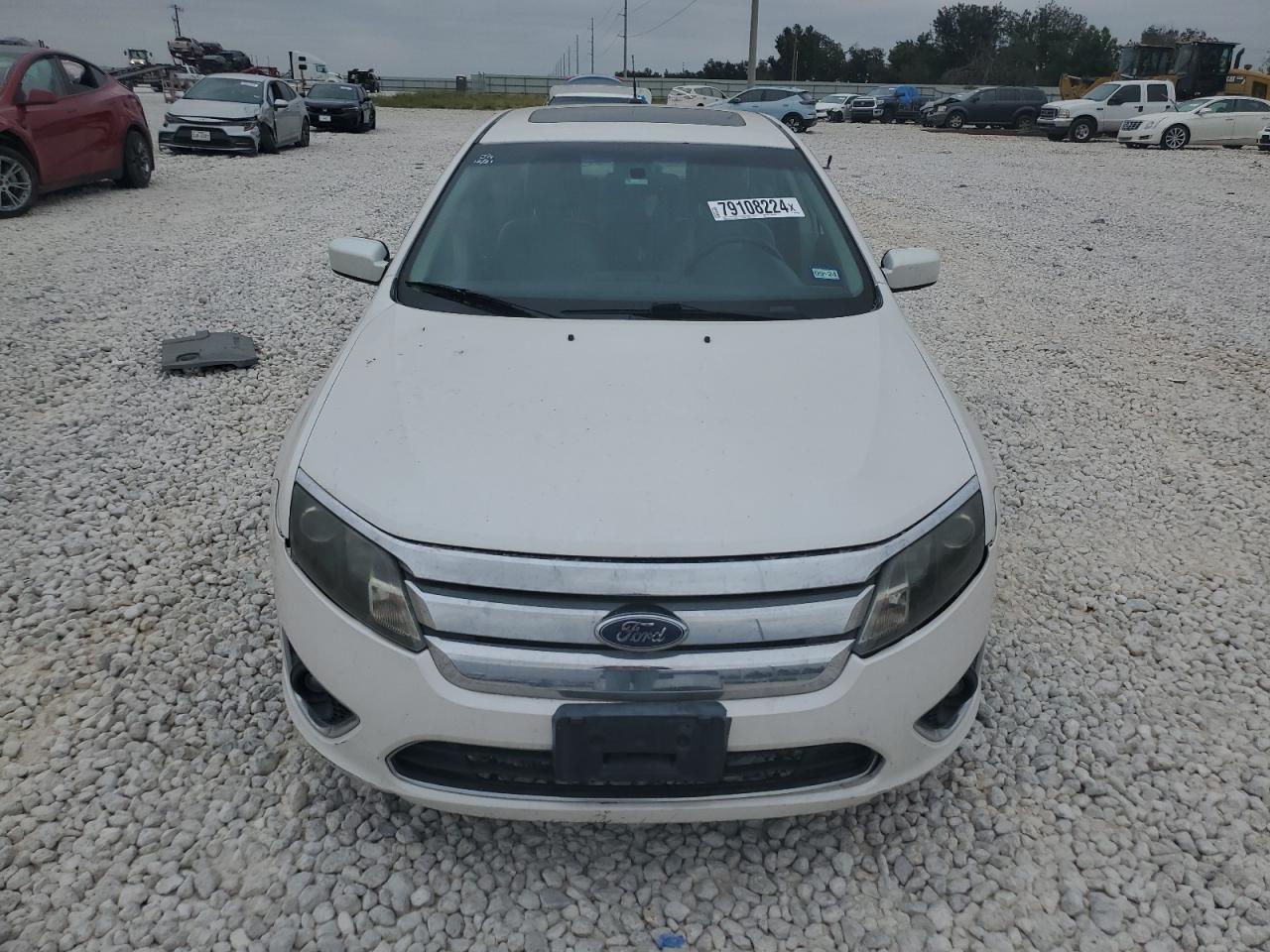 2010 Ford Fusion - Image 5